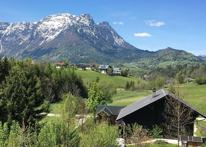 Nette In Mit Garten Und Grill Und Bergblick By Interhome *