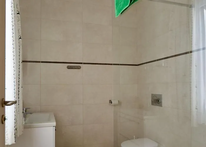 Nette In Mit Garten Und Grill Und Bergblick By Interhome شقة